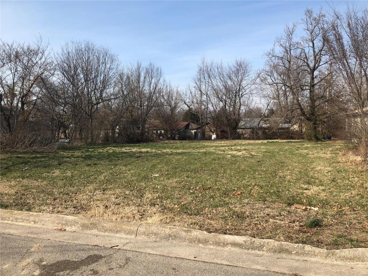 387 North Street - Photo 1
