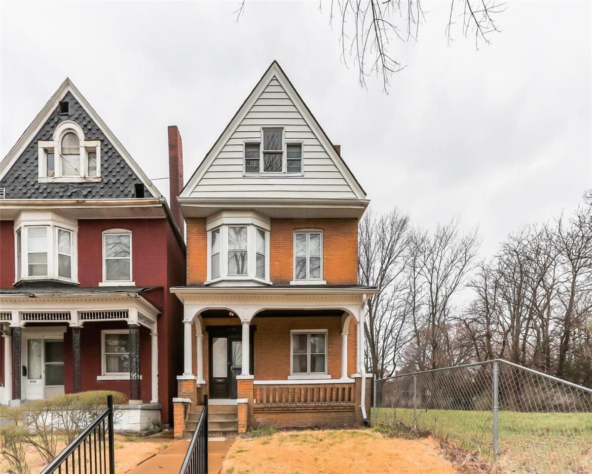 5138 Kensington Avenue - Photo 1