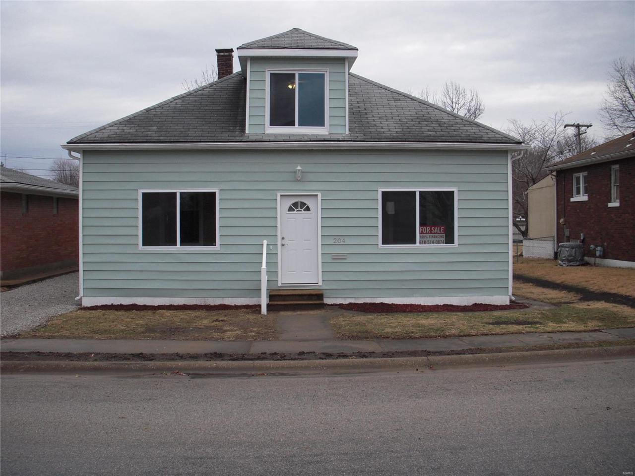 204 3rd - Photo 1