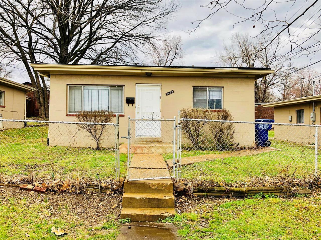 4685 Rosalie - Photo 1