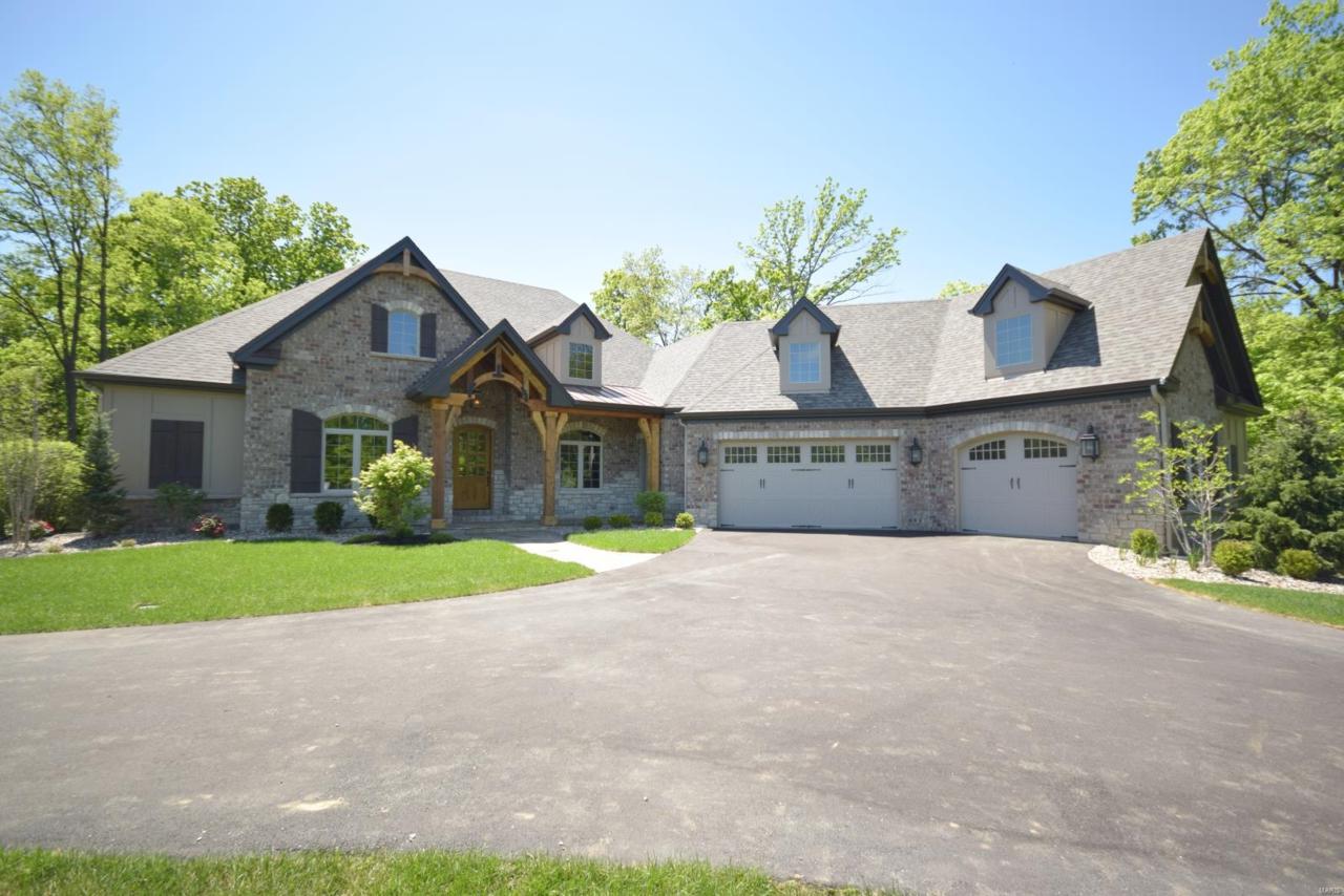 2 Lauderdale Lane - Photo 1