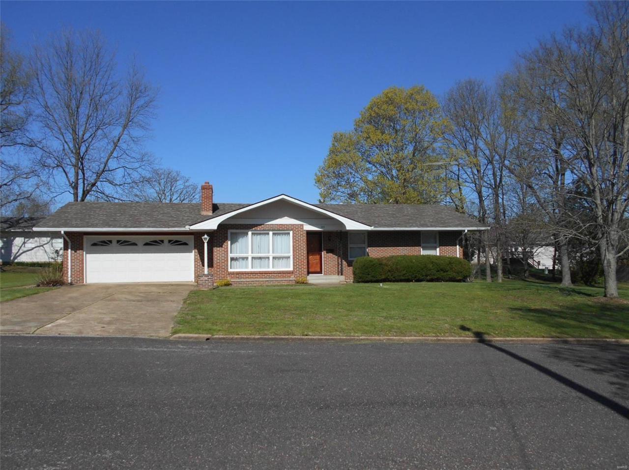 573 Cherry Street - Photo 1