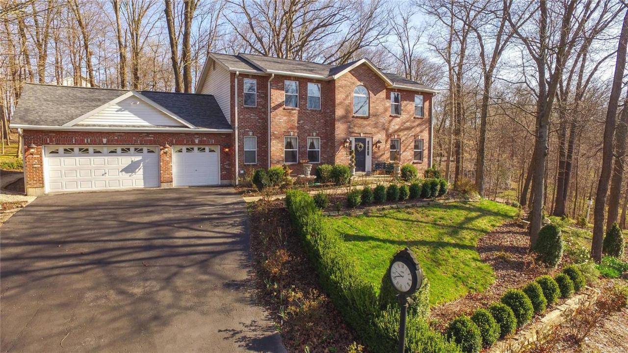 362 Great Oaks Drive - Photo 1