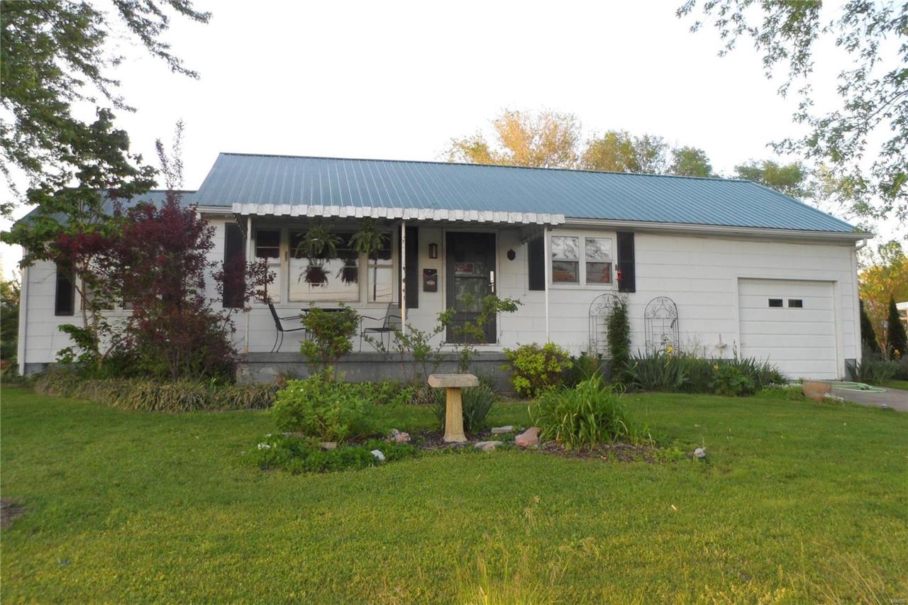 109 Moore - Photo 1