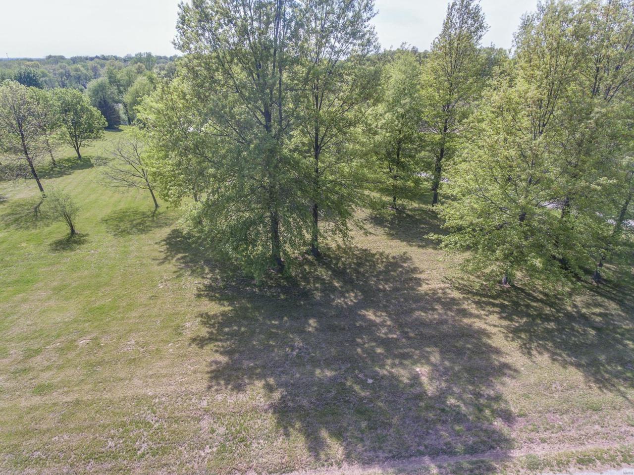 721 Villa Dr - Photo 1