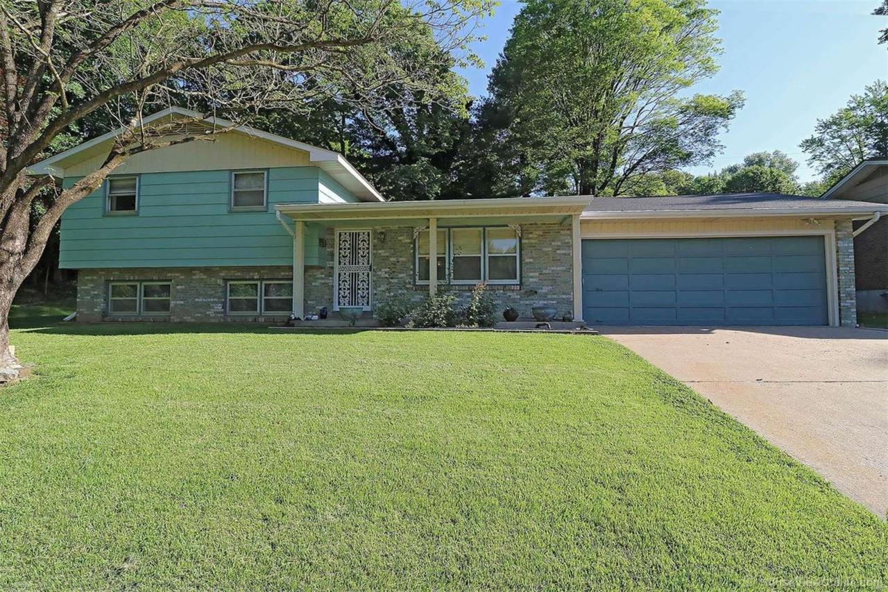 1846 Ricardo Drive - Photo 1