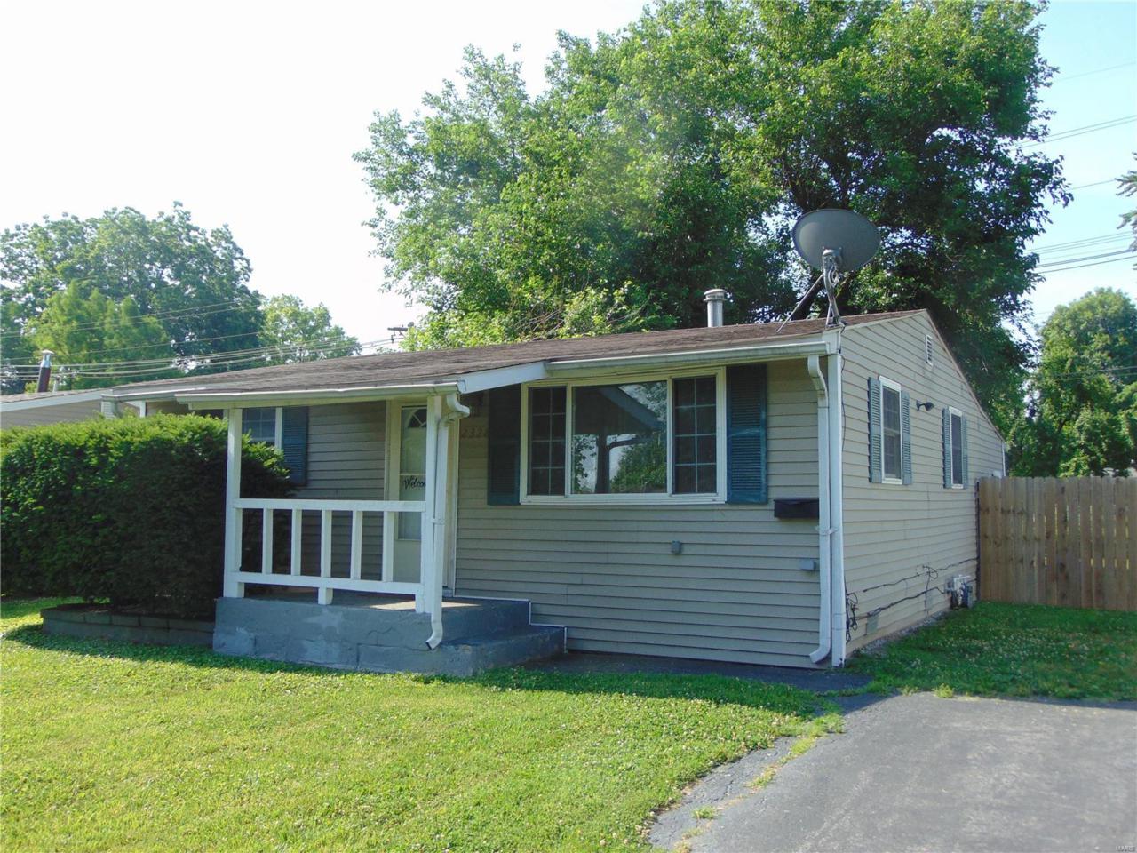 2328 Paul Avenue - Photo 1