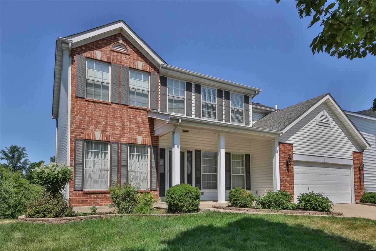 372 Carr Manor Court - Photo 1