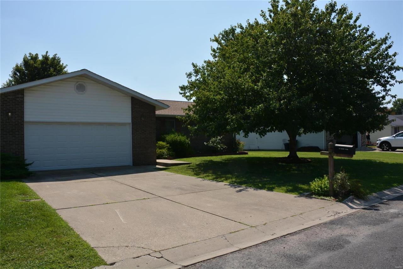 45 Sunset Drive - Photo 1