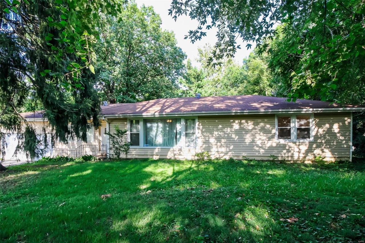 11424 Lilac Avenue - Photo 1