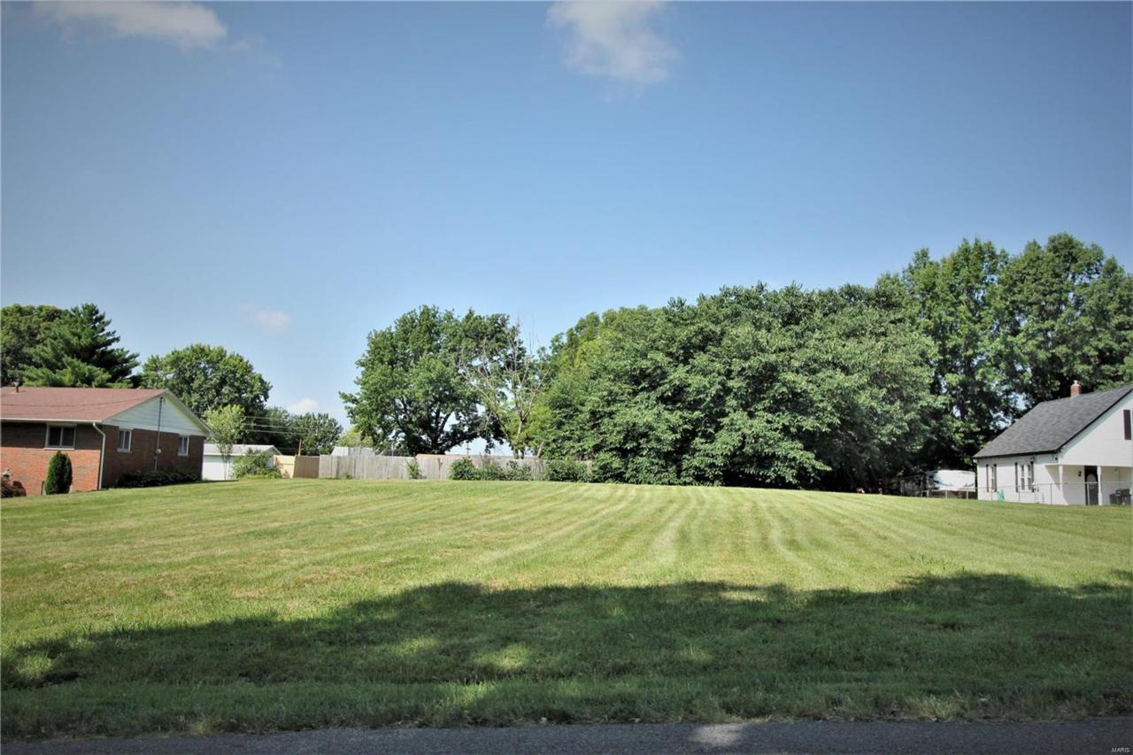 409 Breidecker Street - Photo 1