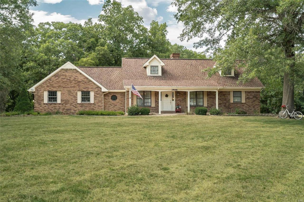 19148 Owl Creek Drive - Photo 1