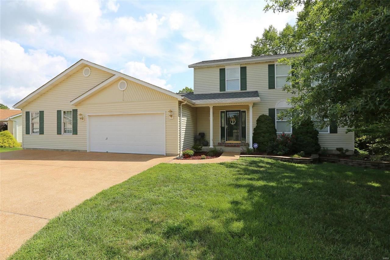 2866 Maplewood - Photo 1