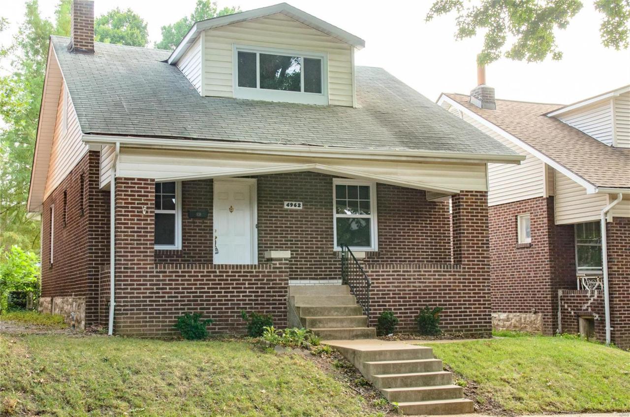 4962 Holly Hills - Photo 1