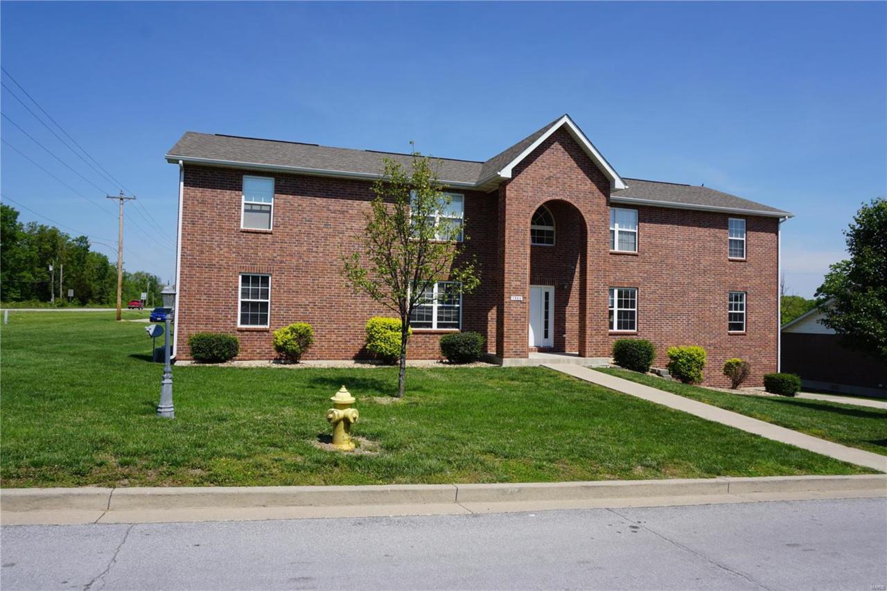 1984 Emily Drive - Photo 1