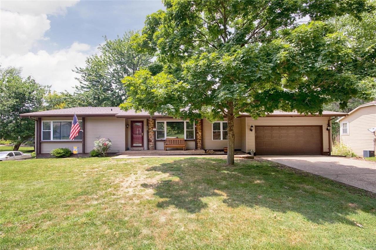 929 Ampere Place - Photo 1