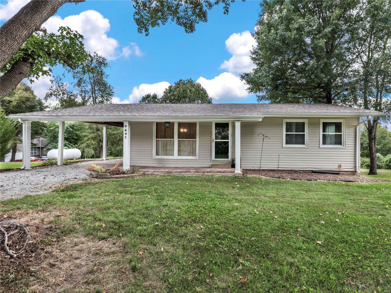 4601 May Drive - Photo 1