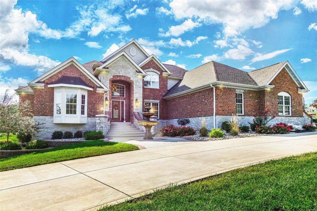 9708 Avondale Hills - Photo 1