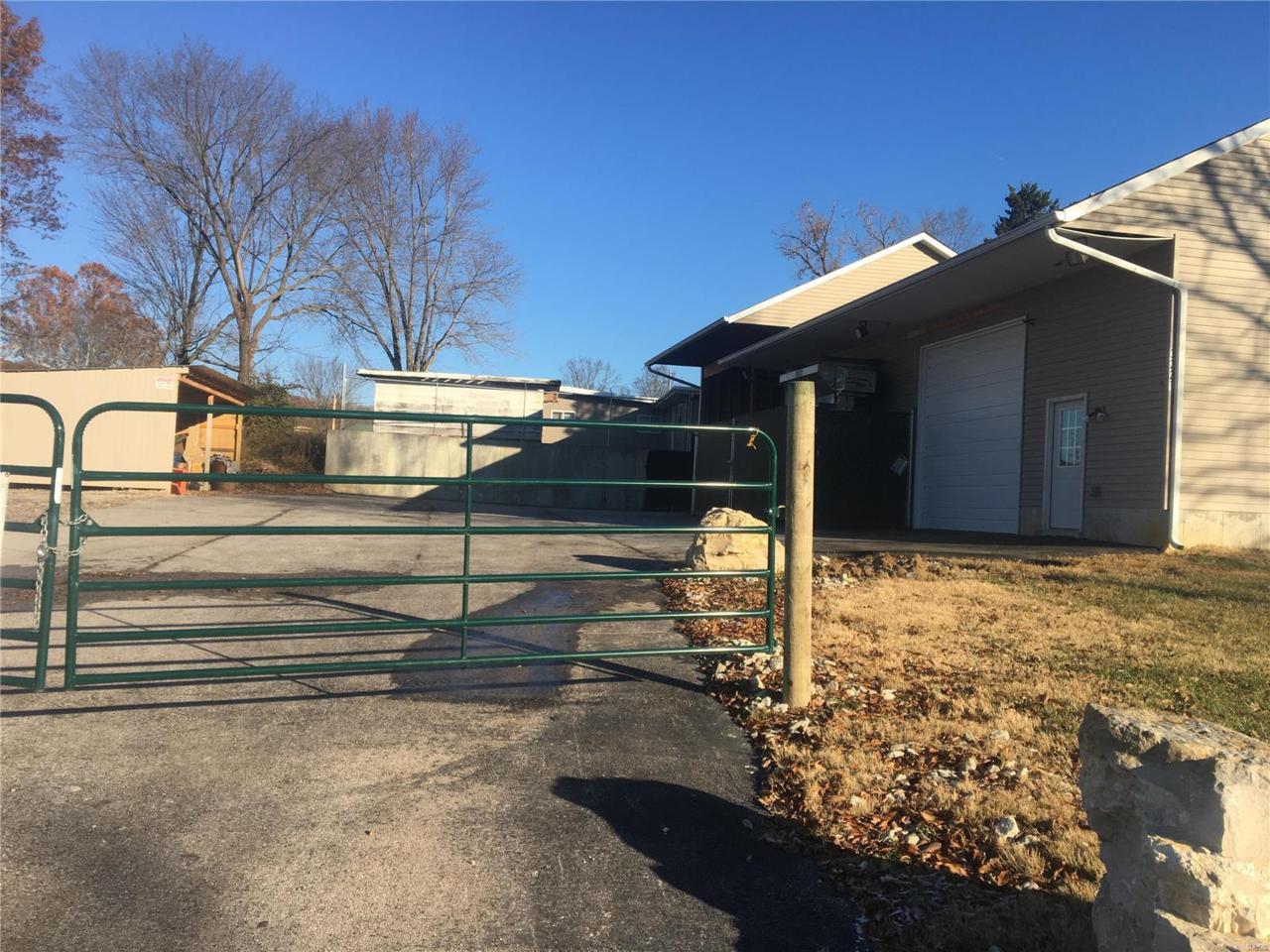 3221 Osage - Photo 1