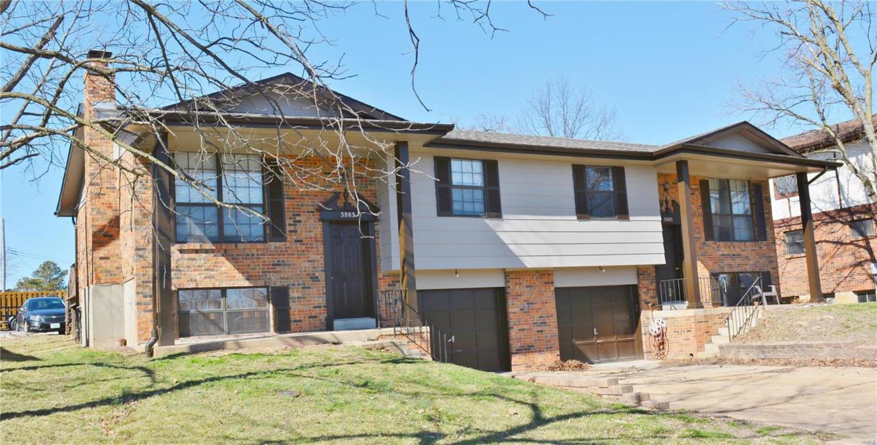 3883 Elm - Photo 1