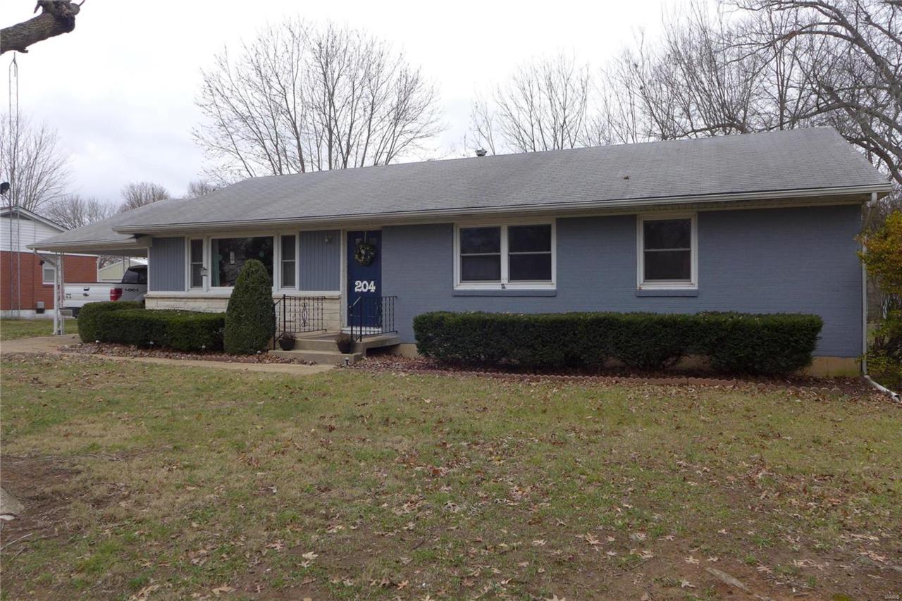 204 Lee Street - Photo 1