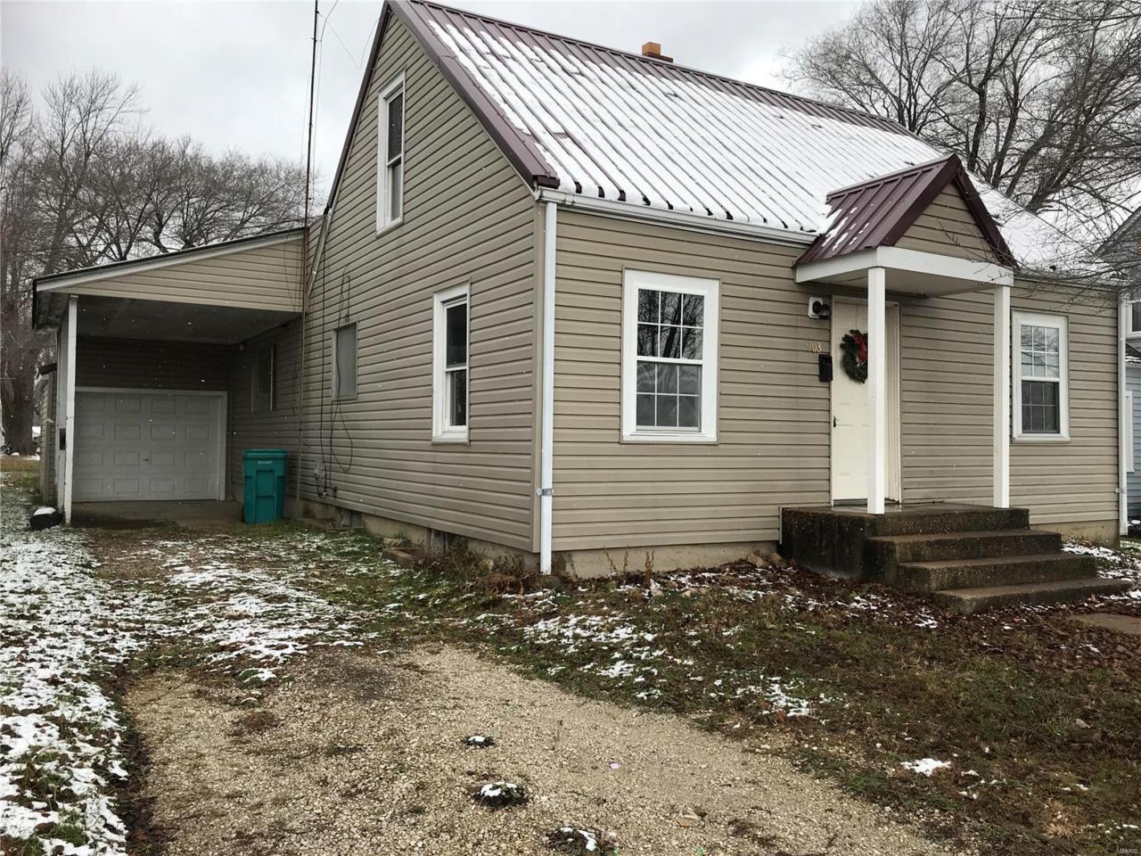 903 Maple Street - Photo 1