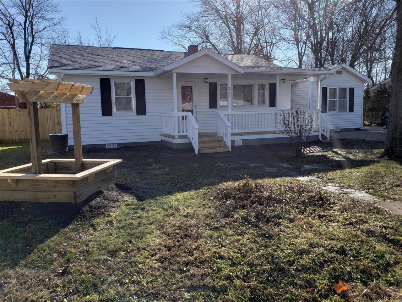 621 National Avenue - Photo 1