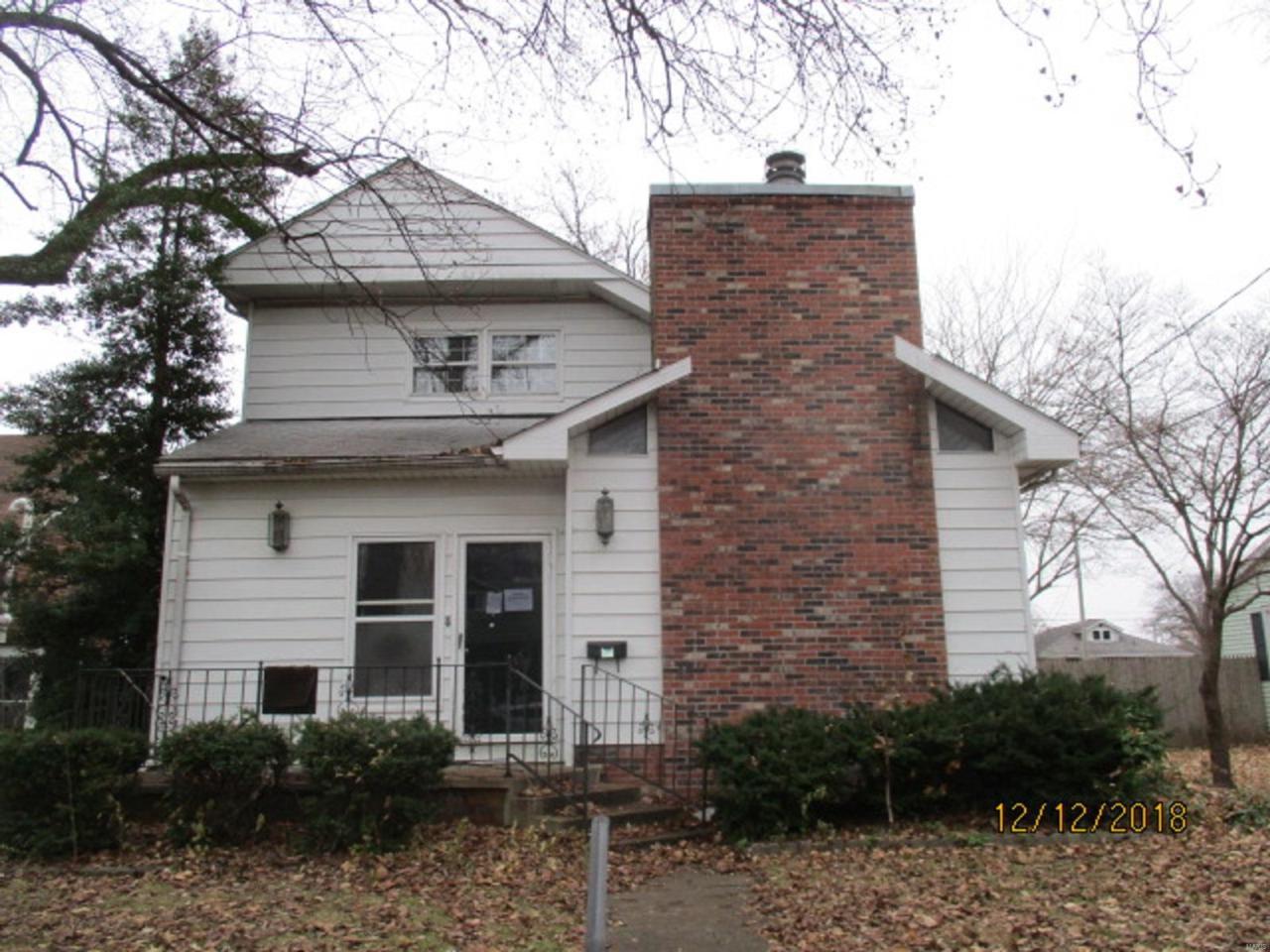 2911 Reiss Avenue - Photo 1