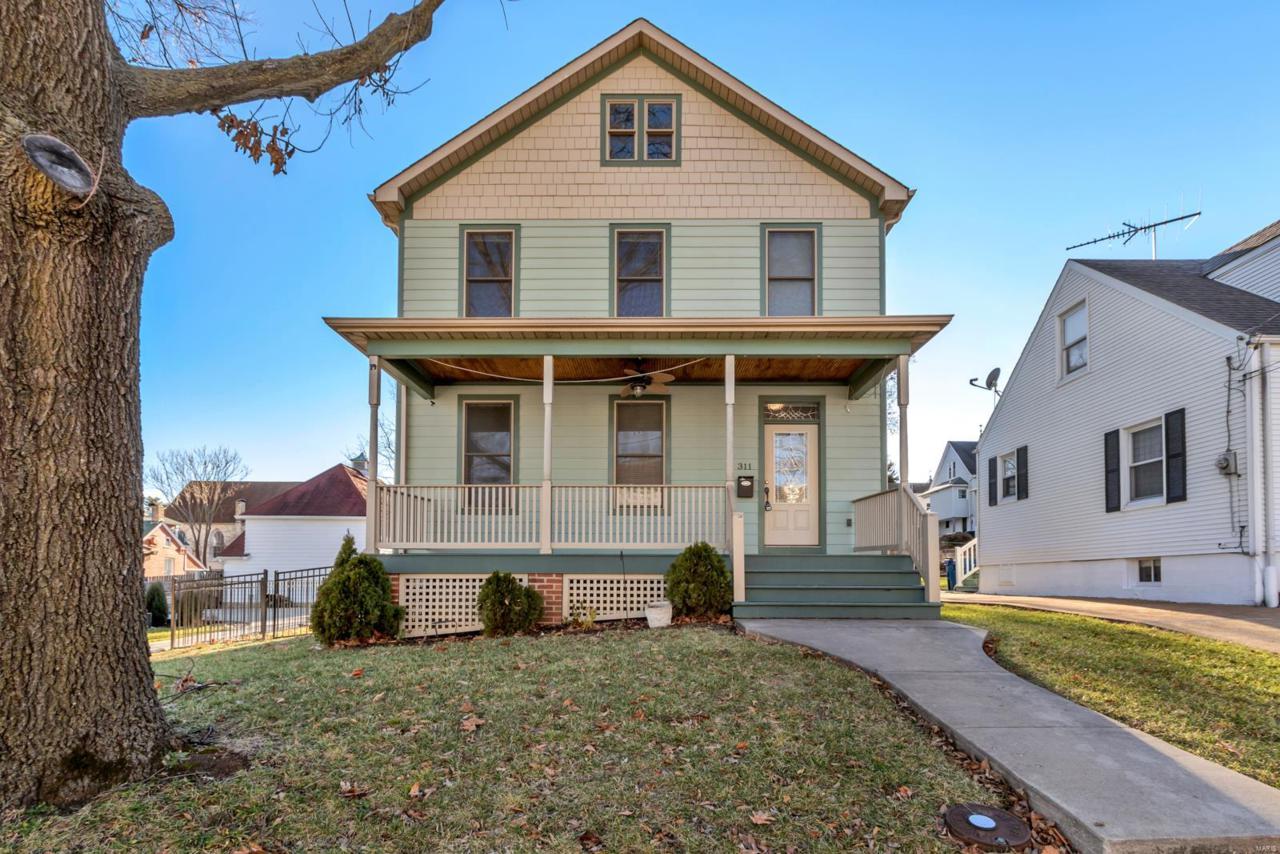 311 Morgan Street - Photo 1