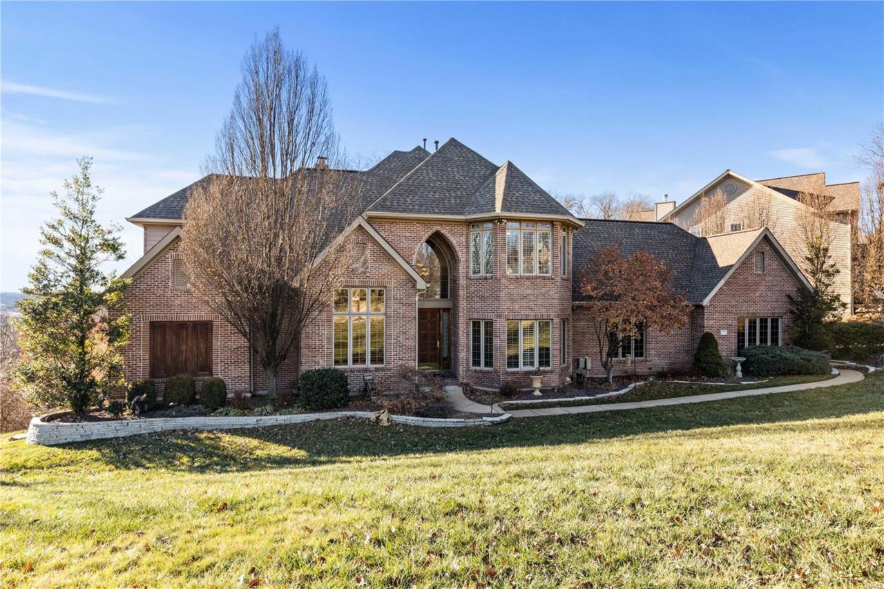 772 River Hills Drive - Photo 1