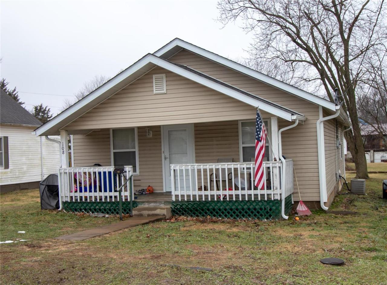108 Fourth Street - Photo 1