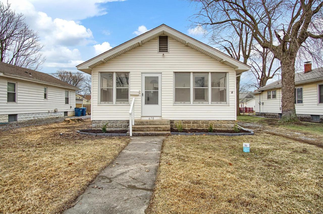 670 Penning Avenue - Photo 1