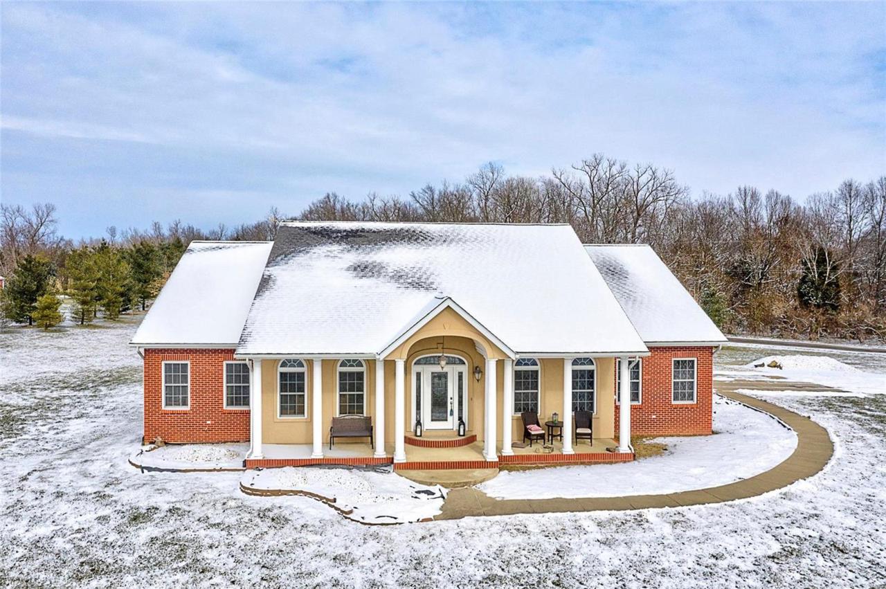 4695 Douglas Road - Photo 1