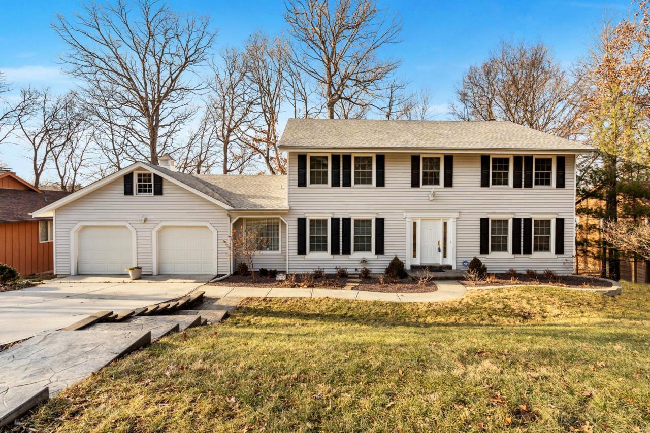15987 Quiet Oak Road - Photo 1