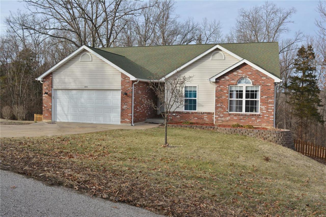 809 Orchard - Photo 1