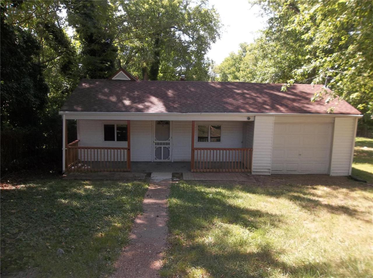 10133 Clairmont - Photo 1