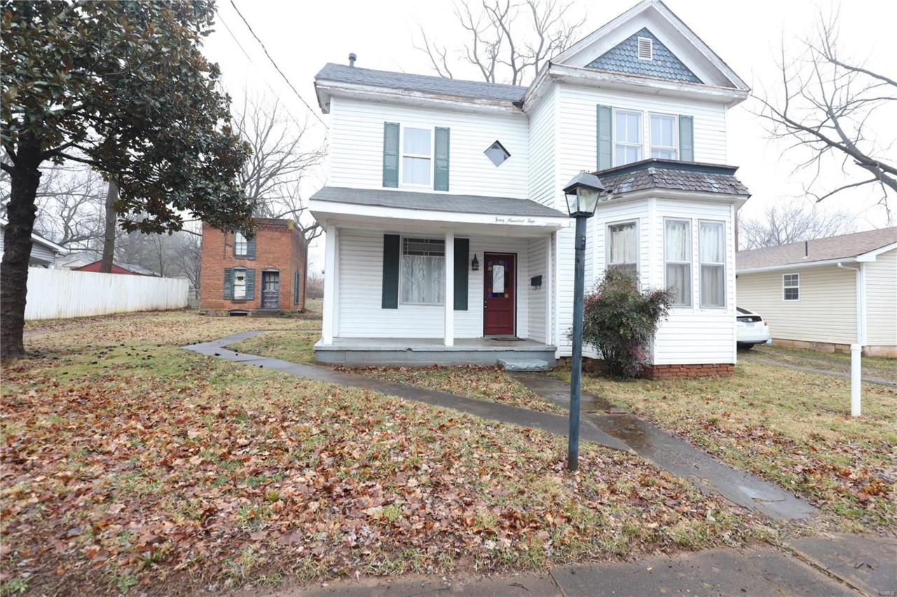 405 Main Street - Photo 1