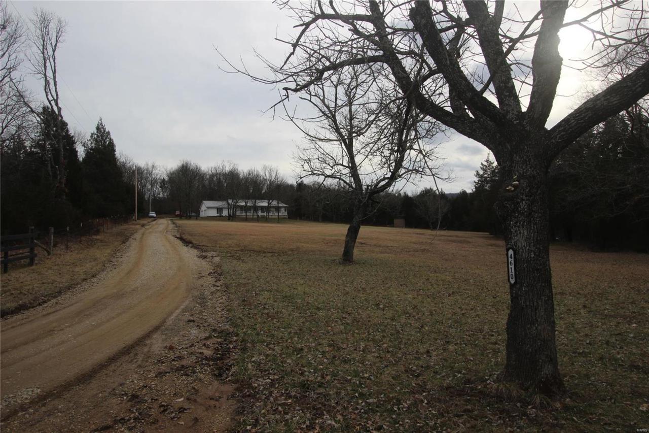 4610 Edgar - Photo 1