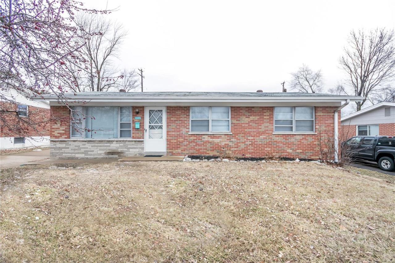 1117 Charwood Street - Photo 1