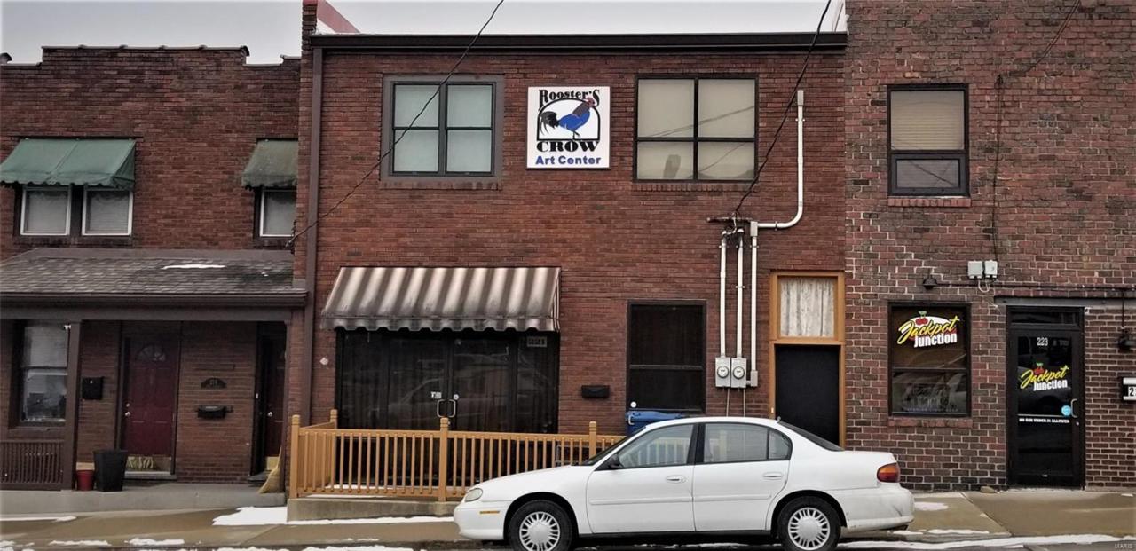 221 Bird St. - Photo 1