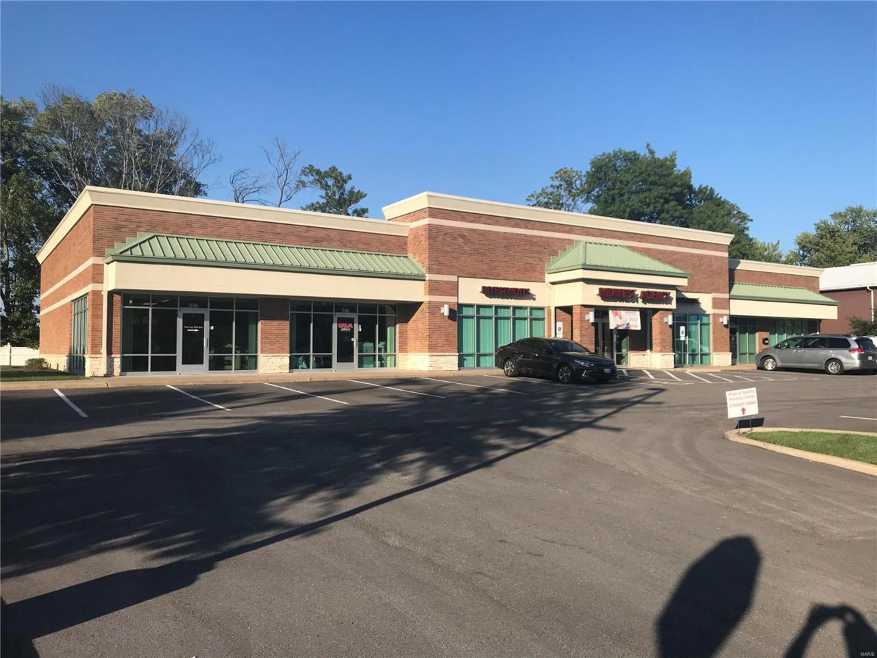 8913 Veterans Memorial Parkway - Photo 1