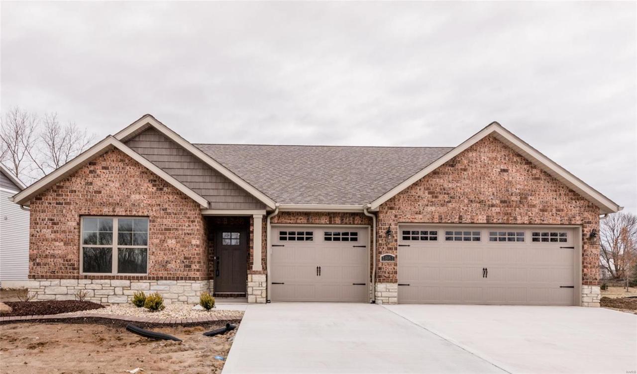 1861 Cloverdale Drive - Photo 1