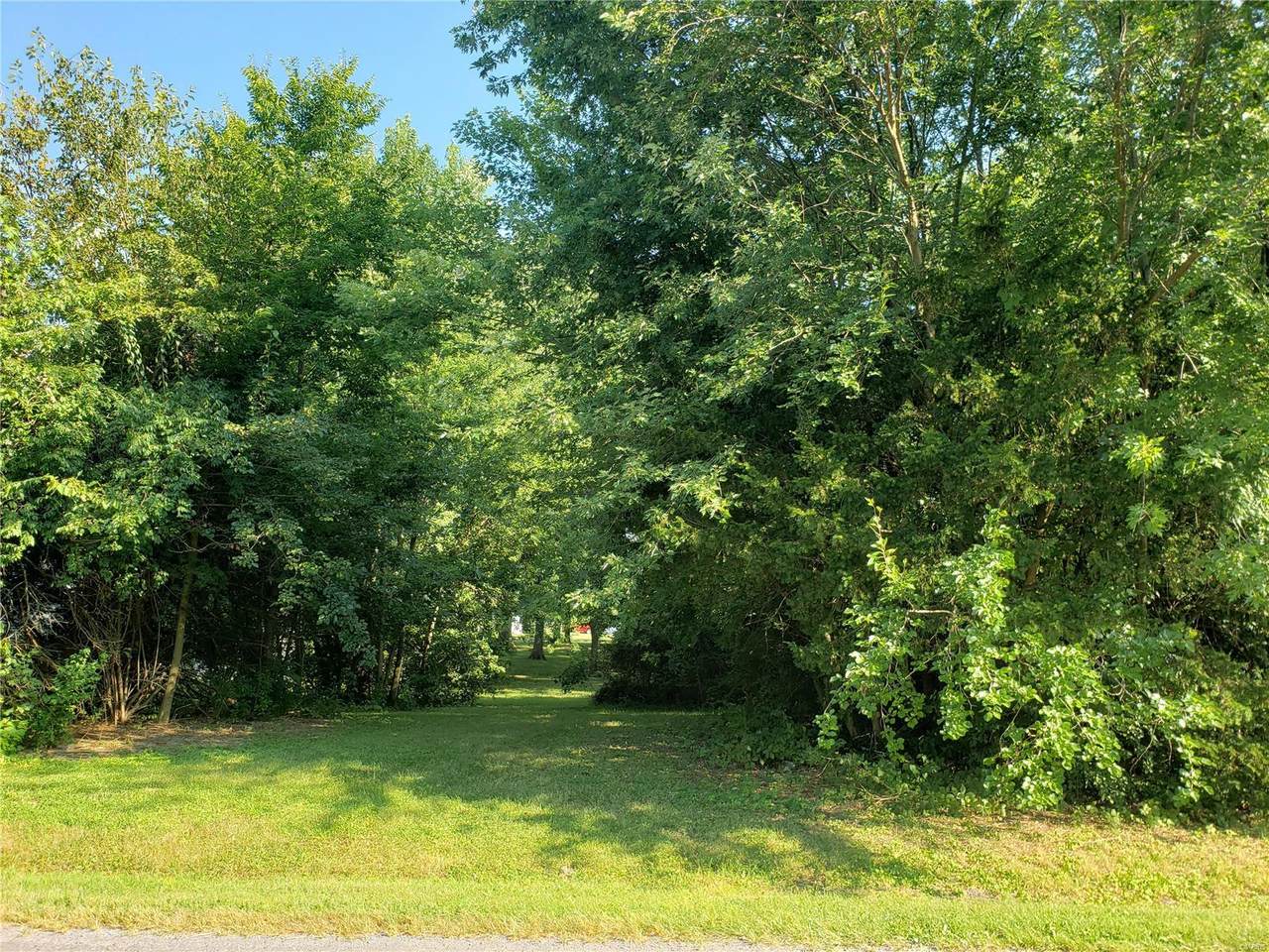 388 High Point Drive - Photo 1