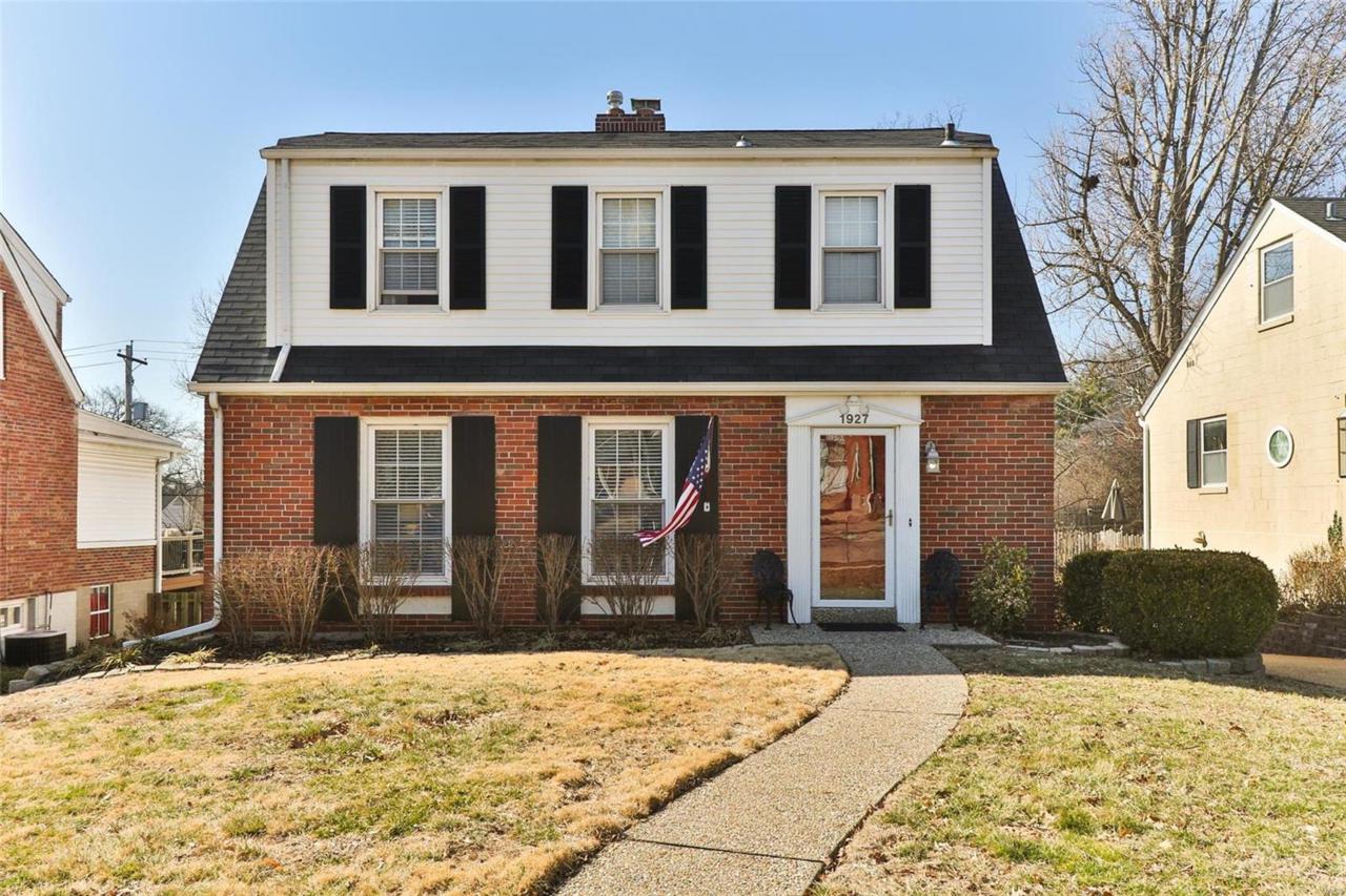 1927 Parkridge Avenue - Photo 1