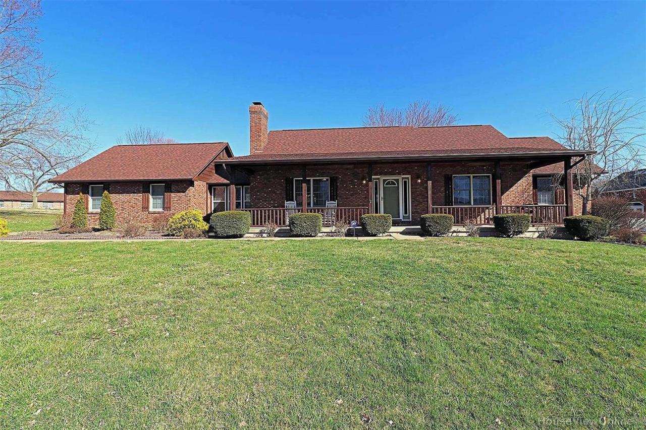 805 Grand Canyon Drive - Photo 1