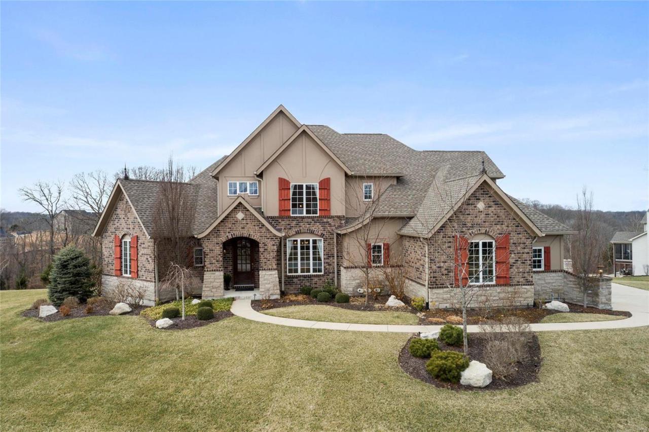 17922 Homestead Bluffs Drive - Photo 1