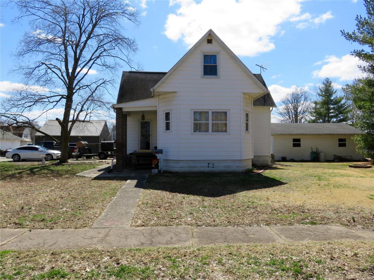 224 Lafayette - Photo 1
