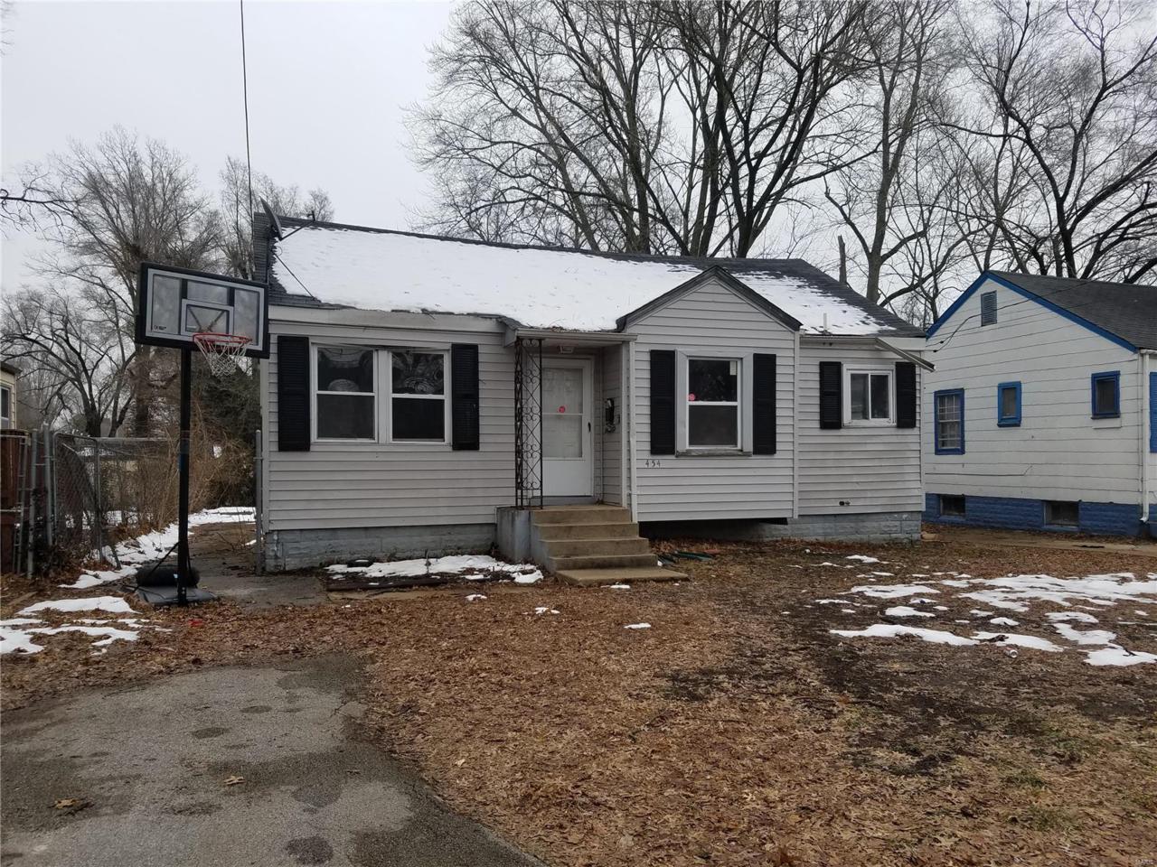 454 Dade Avenue - Photo 1