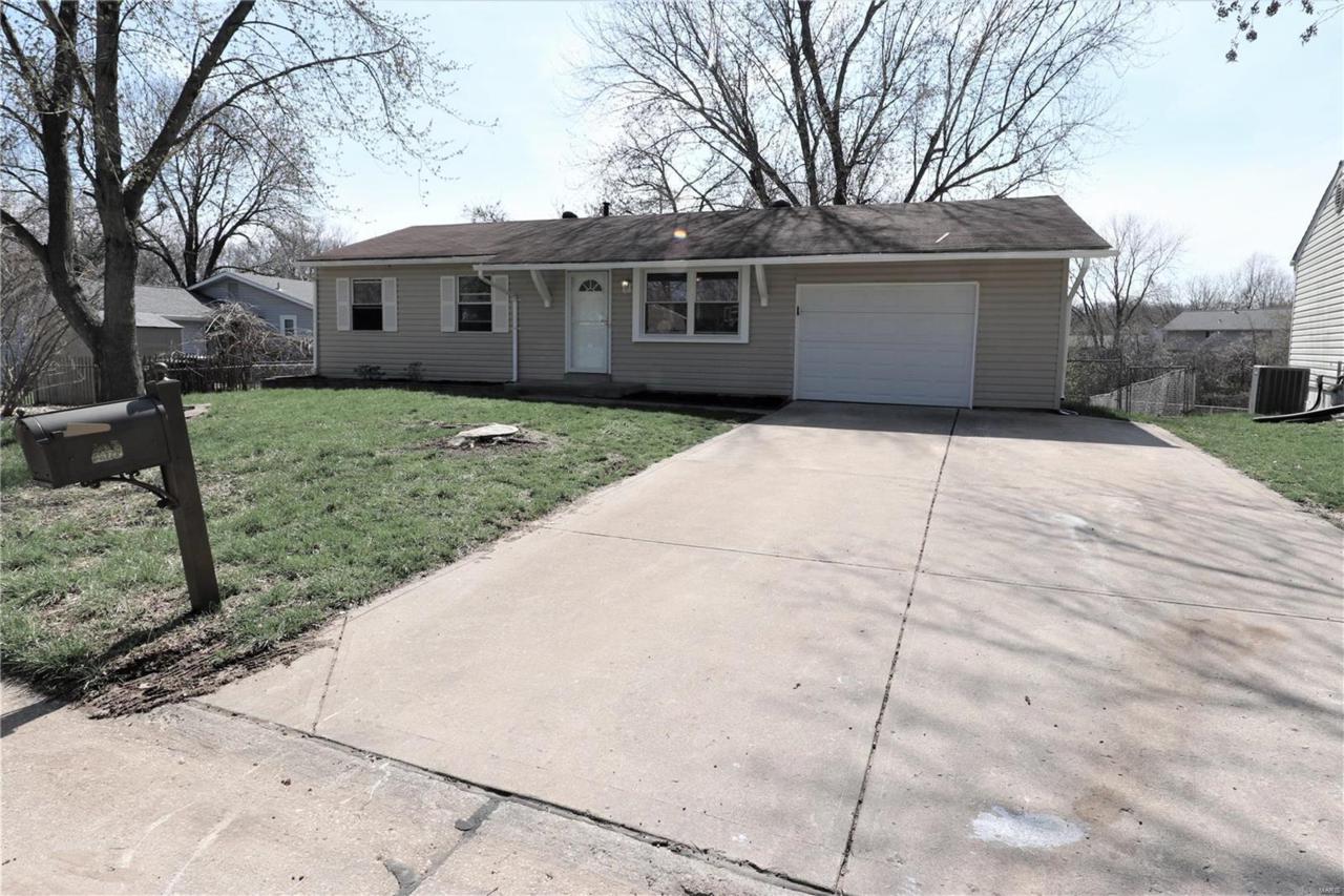 1403 De Porres Lane - Photo 1