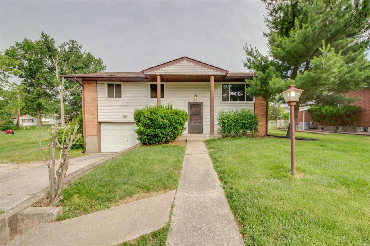 408 Mercury Drive - Photo 1